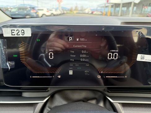 New 2026 Kia Carnival EX FWD image 12