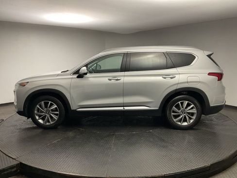 Used 2020 Hyundai Santa Fe SEL w/ Convenience + Premium Package FWD image 4