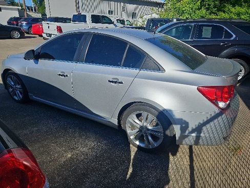 Used 2014 Chevrolet Cruze LTZ w/ RS Package FWD image 3