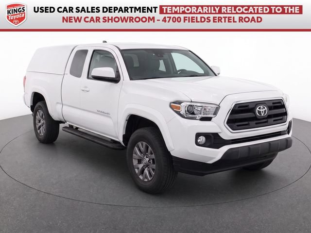 Used 2016 Toyota Tacoma SR5 RWD image 1