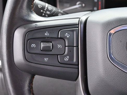 Used 2021 GMC Sierra 1500 AT4 w/ Technology Package AWD/4WD image 18