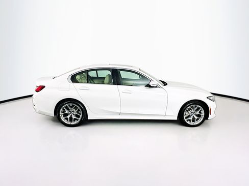 Used 2025 BMW 330i Sedan image 10