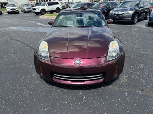 Used 2006 Nissan 350Z Grand Touring RWD image 12