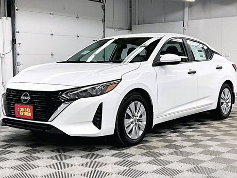 New 2025 Nissan Sentra S image 2