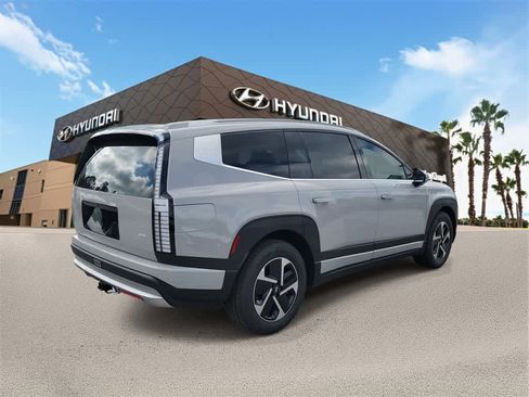 New 2026 Hyundai Ioniq 9 SE image 3