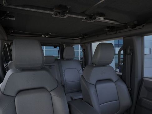 New 2026 Ford Bronco Outer Banks AWD/4WD image 12