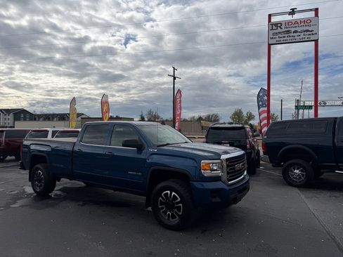 Used 2015 GMC Sierra 2500 SLE image 1