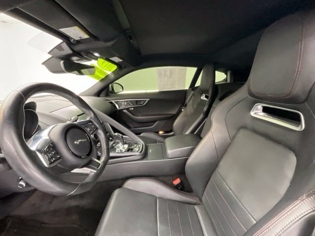 Used 2019 Jaguar F-TYPE Coupe RWD image 16