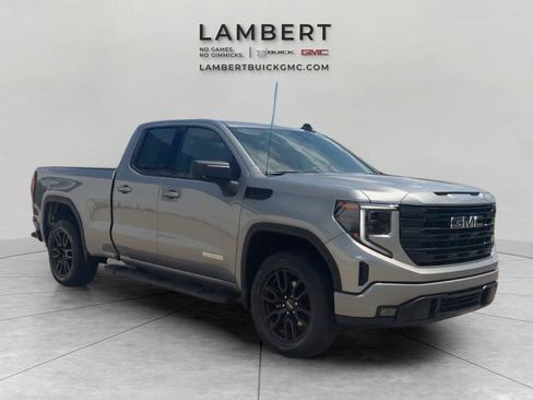 Used 2023 GMC Sierra 1500 Elevation w/ LPO, Elevation Black Package AWD/4WD image 7