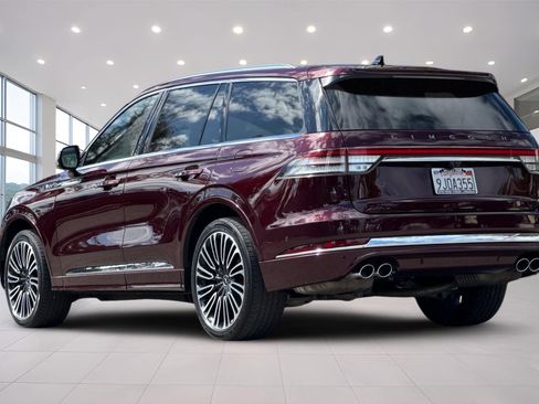 Certified 2022 Lincoln Aviator Black Label AWD/4WD image 6