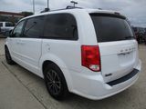 Used 2017 Dodge Grand Caravan GT image 5