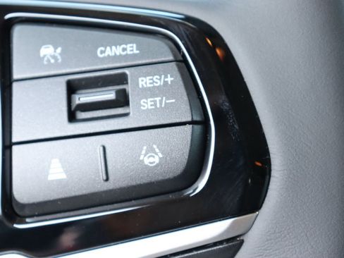 Used 2026 Honda Odyssey EX-L image 32