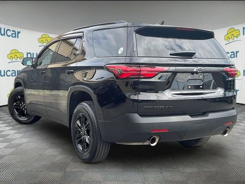 Used 2023 Chevrolet Traverse LT w/ Midnight/Sport Edition AWD/4WD image 4