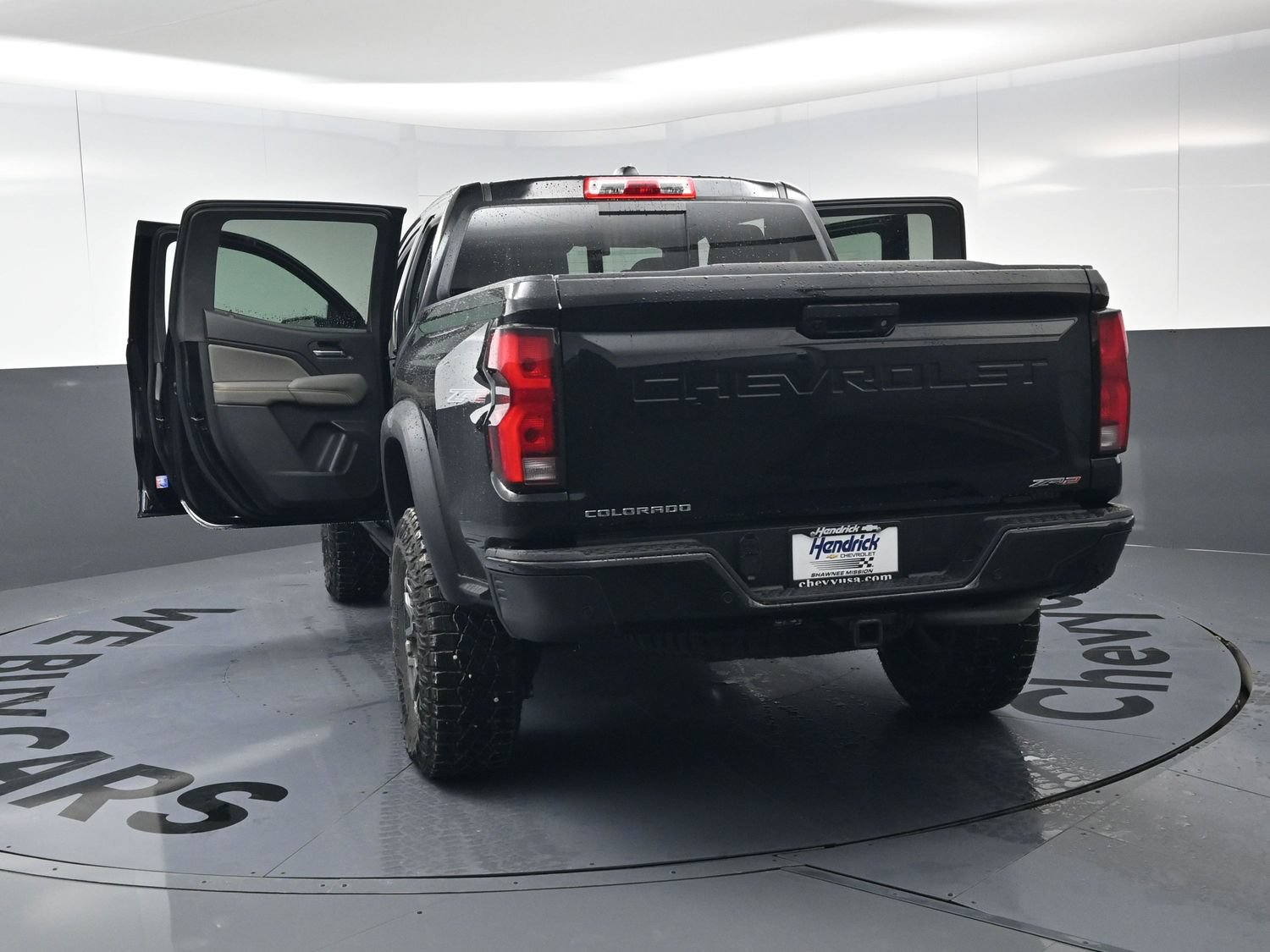 New 2026 Chevrolet Colorado ZR2 w/ Technology Package AWD/4WD image 34