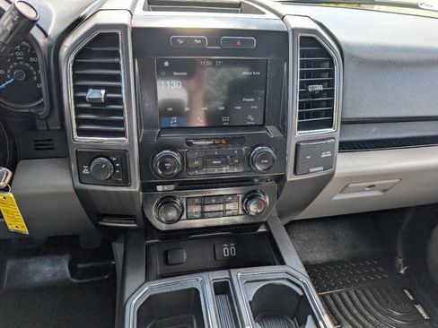 Used 2016 Ford F150 XLT w/ Equipment Group 302A Luxury AWD/4WD image 12