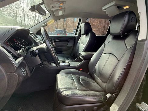 Used 2017 GMC Acadia Limited SLT image 2