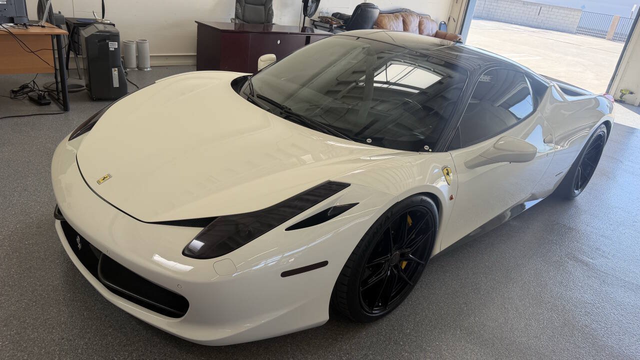 Used 2012 Ferrari 458 Italia Coupe RWD image 5