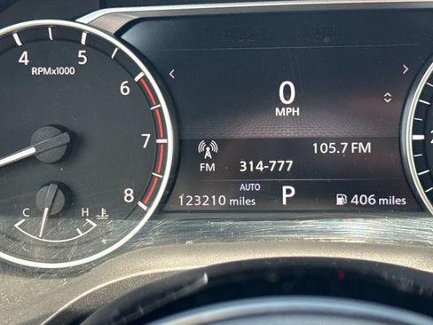 Used 2022 Nissan Rogue SV AWD/4WD image 19