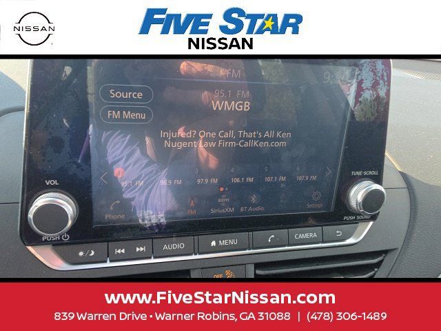 Used 2020 Nissan Altima 2.5 S FWD image 16
