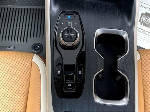 New 2026 Lexus RZ 450e AWD image 31