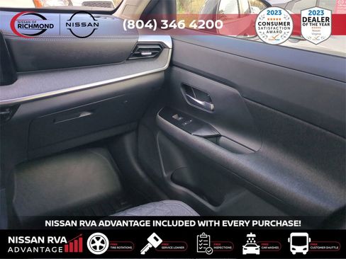 Certified 2025 Nissan Kicks SV image 18