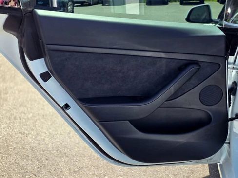 Used 2021 Tesla Model 3 Standard Range Plus RWD image 38