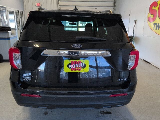 Certified 2023 Ford Explorer XLT AWD/4WD image 4