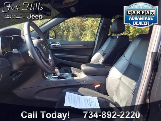 Used 2018 Jeep Grand Cherokee Altitude AWD/4WD image 14