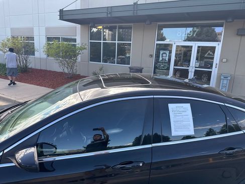Used 2016 Chrysler 200 Limited w/ Anniversary Edition FWD image 10