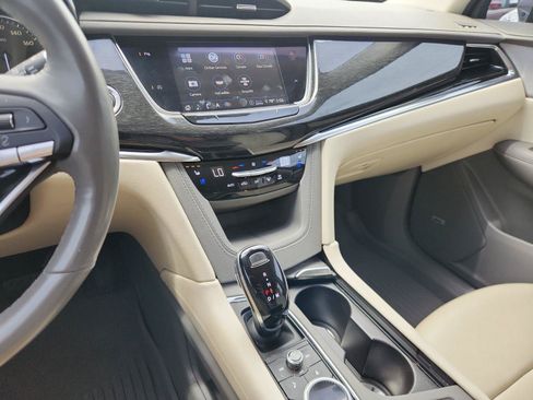 Used 2020 Cadillac XT6 Premium Luxury AWD/4WD image 30