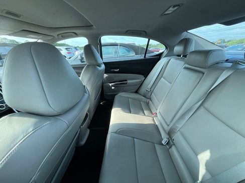 Used 2017 Acura TLX V6 w/ Technology Package FWD image 29