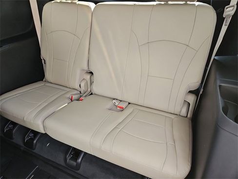 Used 2020 Buick Enclave Premium w/ Surround and Sites Package image 20