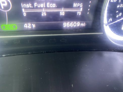 Used 2019 Kia Niro S Touring image 33