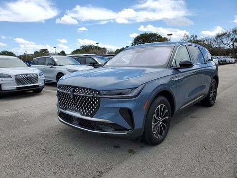 New 2026 Lincoln Nautilus Premier w/ Equipment Group 102A AWD/4WD image 2