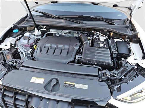 New 2025 Audi Q3 2.0T Premium w/ Convenience Package image 16