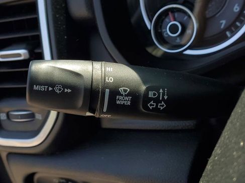 Used 2020 RAM 1500 Laramie AWD/4WD image 22