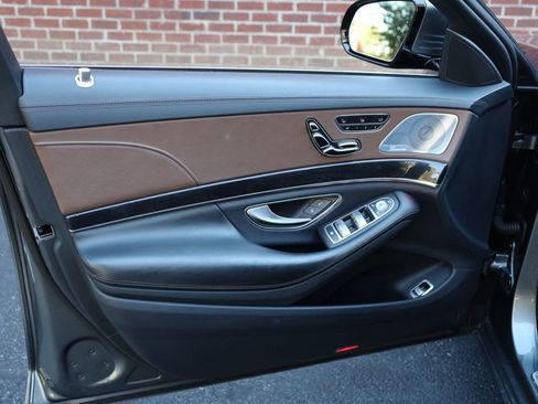 Used 2018 Mercedes-Benz S 560 S 560 4MATIC Sedan image 27