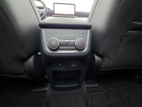 New 2026 Ford Explorer Active w/ Active Comfort Package image 37