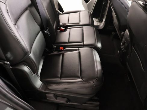 Used 2022 Ford Explorer XLT w/ Equipment Group 202A image 15