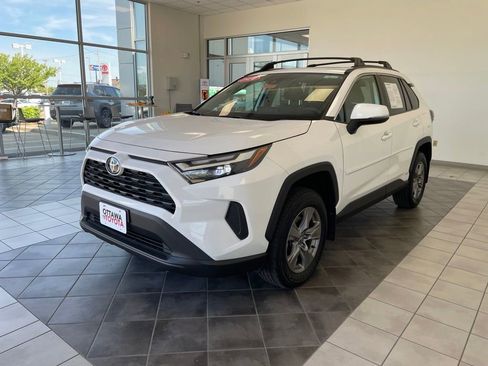 Used 2024 Toyota RAV4 XLE w/ Convenience Package AWD/4WD image 2