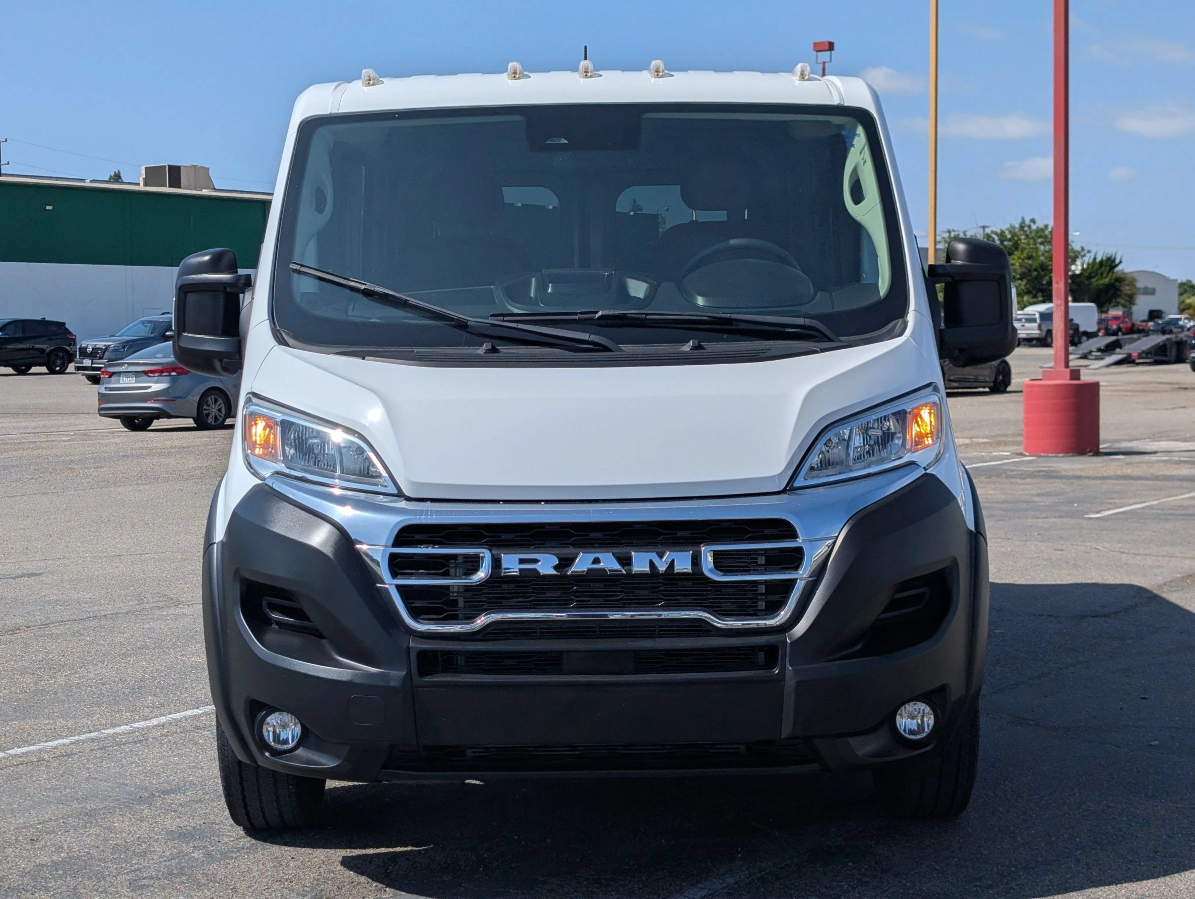Used 2025 RAM ProMaster 2500 w/ U-Haul Equipment Group FWD image 2