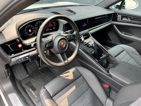 Certified 2026 Porsche Panamera 4 AWD/4WD image 4