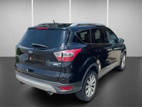 Used 2017 Ford Escape Titanium w/ Equipment Group 301A FWD image 5