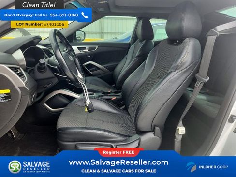 Used 2014 Hyundai Veloster w/ Technology Package 03 FWD image 9