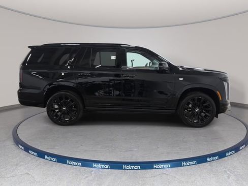 New 2026 Cadillac Escalade Platinum Sport w/ LPO, ONYX Package AWD/4WD image 4