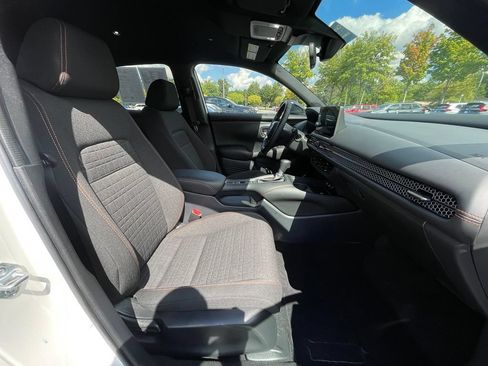 Certified 2026 Honda HR-V Sport image 32