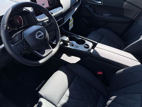 New 2026 Nissan Rogue Platinum w/ Platinum Premium Package AWD/4WD image 17