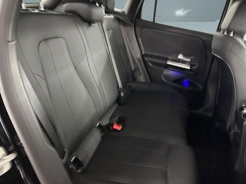 Certified 2025 Mercedes-Benz GLA 250 4MATIC image 30