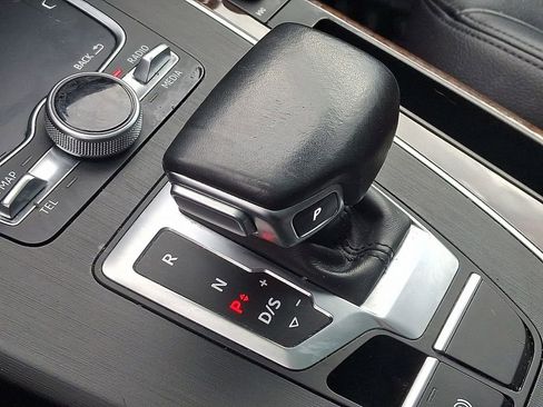 Used 2020 Audi Q5 2.0T Premium Plus w/ Premium Plus Package image 16