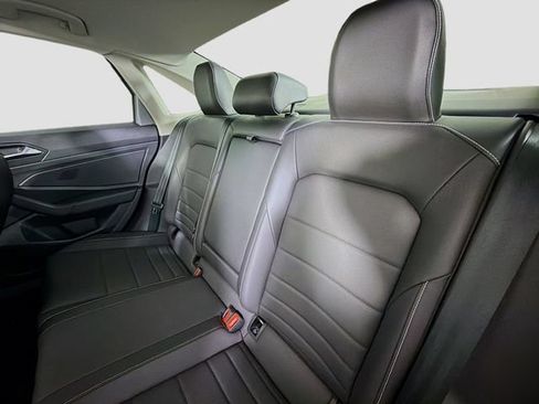 Used 2023 Volkswagen Jetta SE FWD image 22